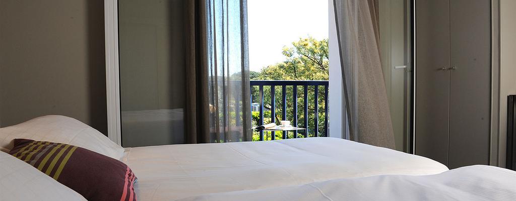 Le Connect Hotel Hendaye Ruang foto